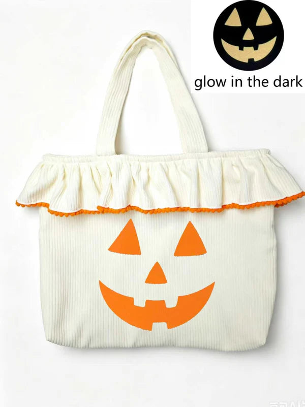 Jack-O-Lantern Tote Bags